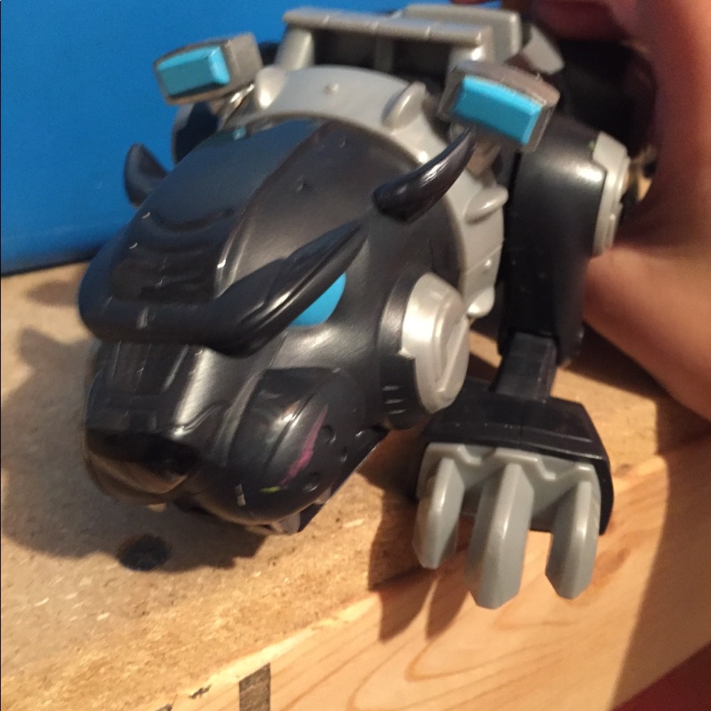 Marvel Black Panther toy/ vehicle